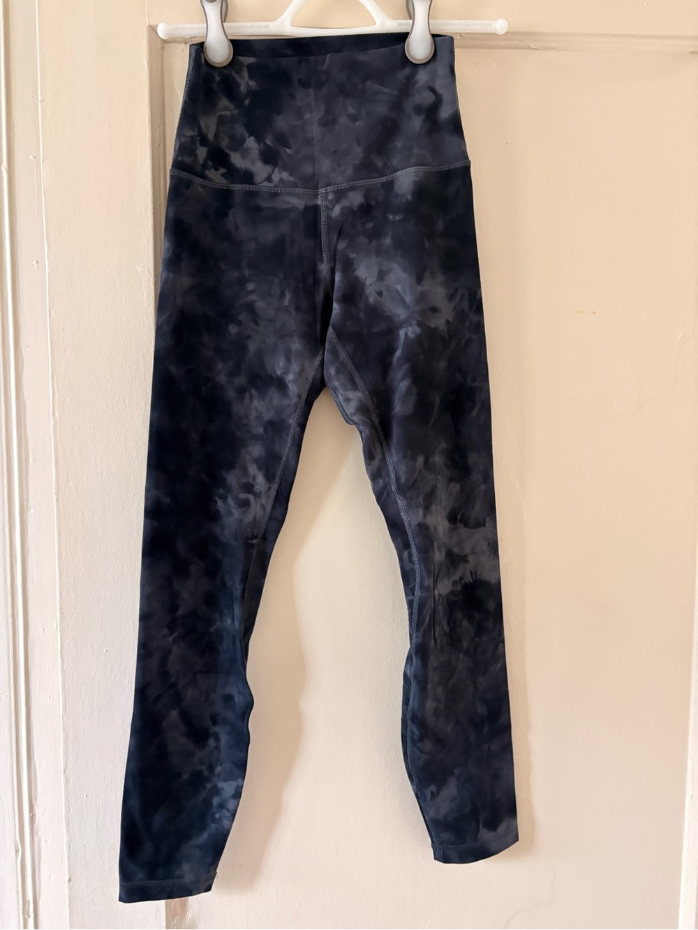 Lululemon align 25” leggings size 4